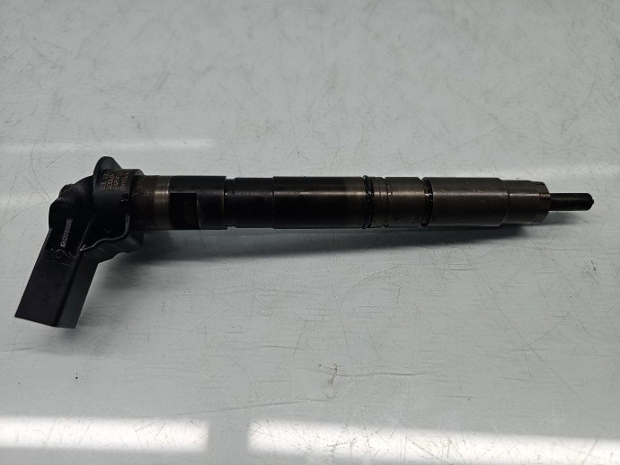 Injector Volkswagen Passat B6 (3C2) [Fabr 2005-2010] 03L130277 2.0 TDI CBB 125KW / 170CP