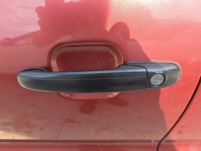 Maner usa stanga fata Volkswagen Polo (6N2) [Fabr 1995-2000] Coupe ROSU