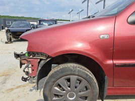 Aripa stanga fata Volkswagen Polo (6N2) [Fabr 1995-2000] Coupe ROSU