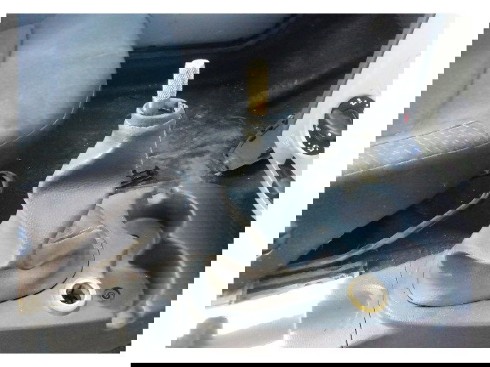 Manson schimbator Dacia Logan 1 1.4 benz OEM 2004-2012