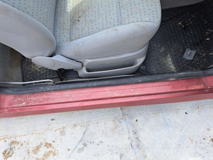 Cheder usa dreapta fata Volkswagen Polo (6N2) [Fabr 1995-2000] Coupe OEM
