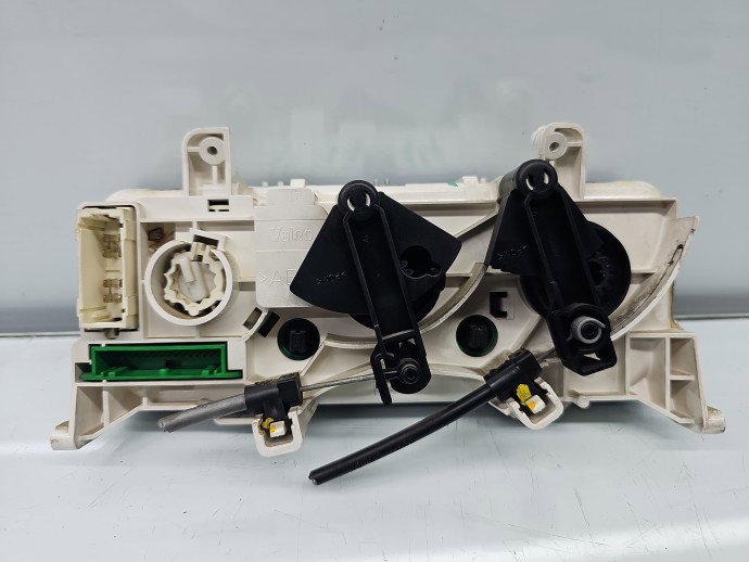 Panou comanda clima Renault Symbol 2 [Fabr 2008-2012] 69520005