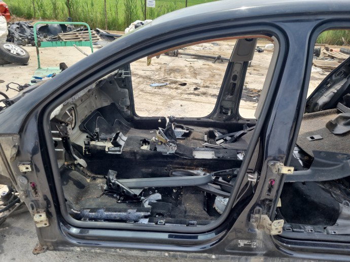 Cheder usa stanga fata Volkswagen Passat B6 (3C2) [Fabr 2005-2010] Berlina  OEM