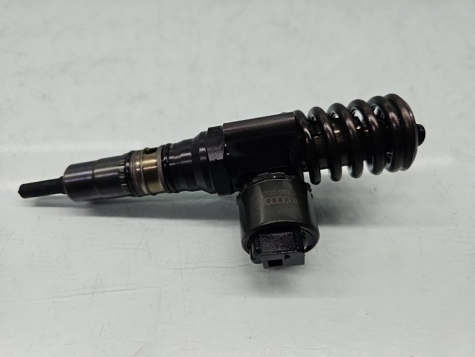 Injector JEEP Patriot [Fabr 2007-2011] 03G130073G 2.0 CRD BKD 103KW / 140CP