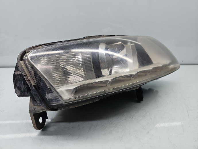 Far dreapta AUDI A6 (4F2, C6) [Fabr 2004-2010] Berlina Facelift 4F0941030