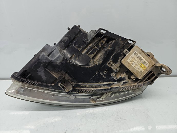 Far dreapta AUDI A6 (4F2, C6) [Fabr 2004-2010] Berlina Facelift 4F0941030