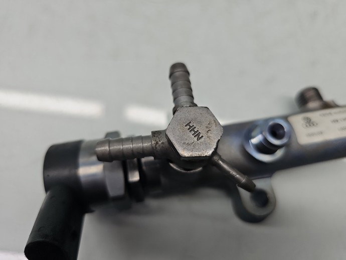 Rampa injectoare AUDI A6 (4F2, C6) [Fabr 2004-2010] 059130090AH 2.7 TDI 140KW / 190CP