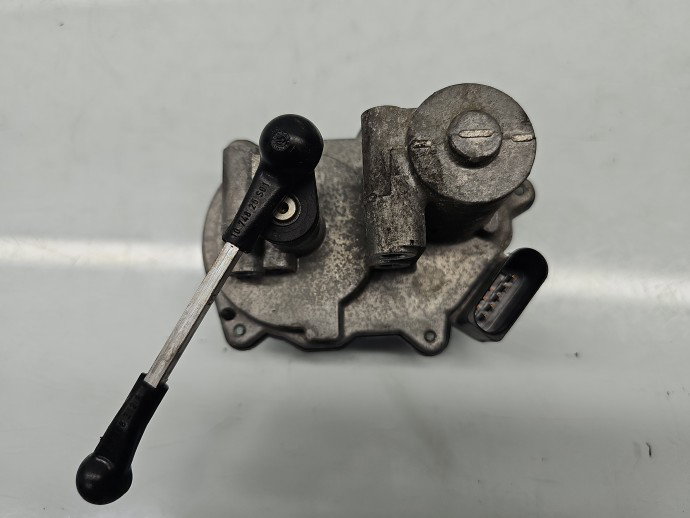 Motoras galerie admisie AUDI A6 (4F2, C6) [Fabr 2004-2010] 059129086L