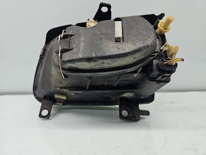 Far dreapta Volkswagen Polo (6N2) [Fabr 1995-2000] Coupe 20-5965B