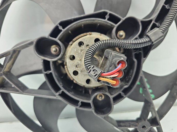 Electroventilator Volkswagen Polo (6N2) [Fabr 1995-2000] 6N0959455B 1.4 Benz AUA 55KW / 75CP