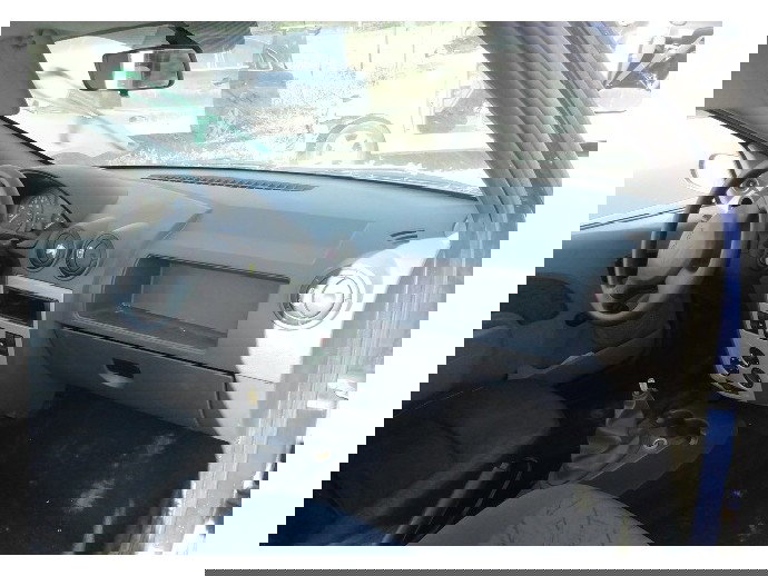 Plansa bord Dacia Logan 1 1.4 benz OEM 2004-2012