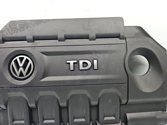 Capac motor AUDI A3 (8V1) [Fabr 2012-2017] 04L103925 1.6 TDI CLHA 77KW / 105CP