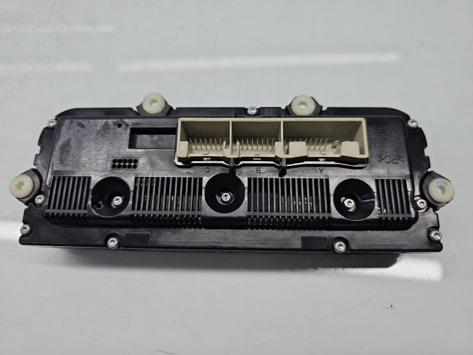 Panou comanda clima Volkswagen Passat B6 (3C2) [Fabr 2005-2010] OEM