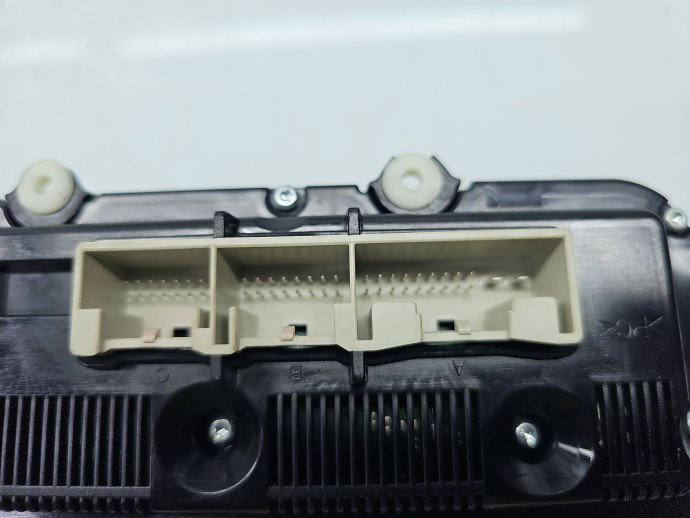 Panou comanda clima Volkswagen Passat B6 (3C2) [Fabr 2005-2010] OEM