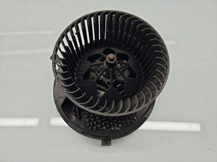 Aeroterma bord Volkswagen Passat B6 (3C2) [Fabr 2005-2010] 3C1820015J