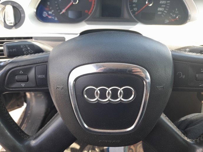 Airbag volan AUDI A6 (4F2, C6) [Fabr 2004-2010]