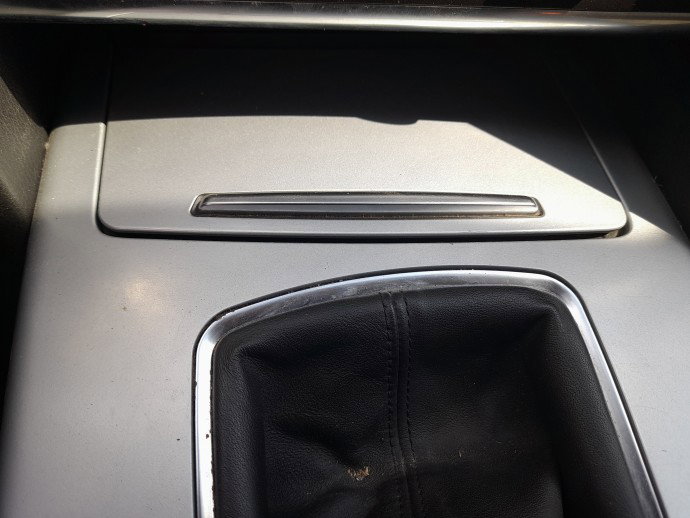 Consola centrala AUDI A6 (4F2, C6) [Fabr 2004-2010]