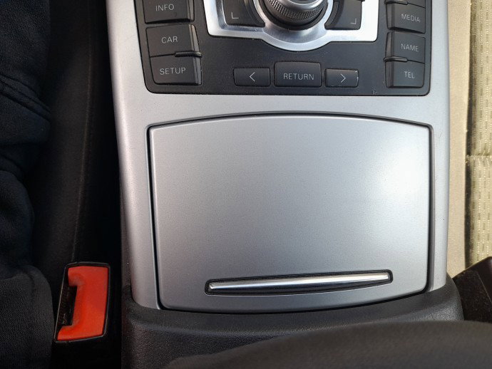 Consola centrala AUDI A6 (4F2, C6) [Fabr 2004-2010]