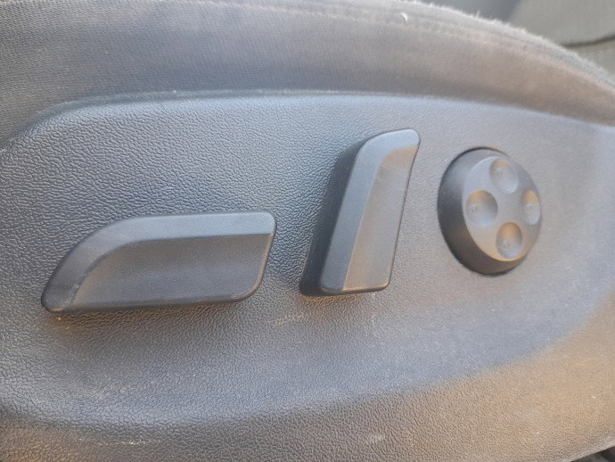 Butoane comenzi scaune AUDI A6 (4F2, C6) [Fabr 2004-2010]