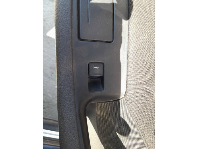 Buton geam stanga spate AUDI A6 (4F2, C6) [Fabr 2004-2010]