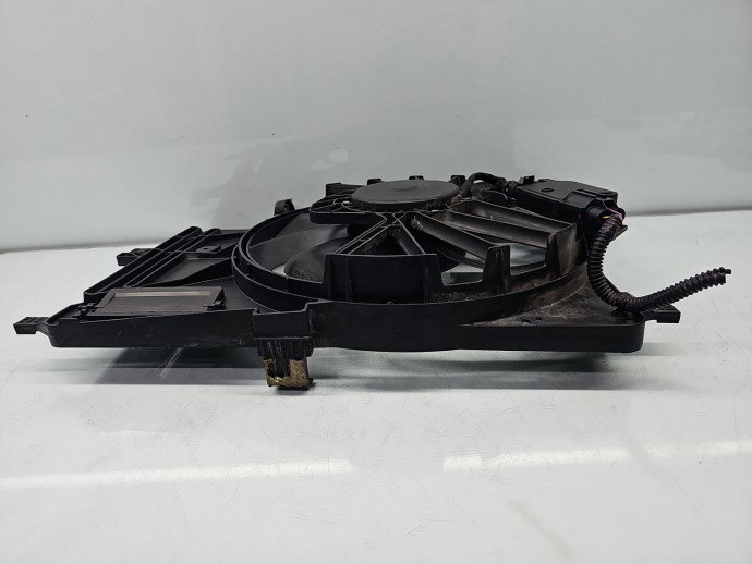 Electroventilator Ford Focus 3 [Fabr 2010-2018] 8V61-8C607-ED 1.6 TDCI T3DB 70KW / 95CP