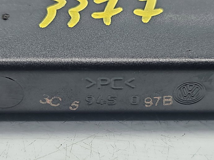 Stop auxiliar Volkswagen Passat B6 (3C2) [Fabr 2005-2010] Berlina  3C5945097B