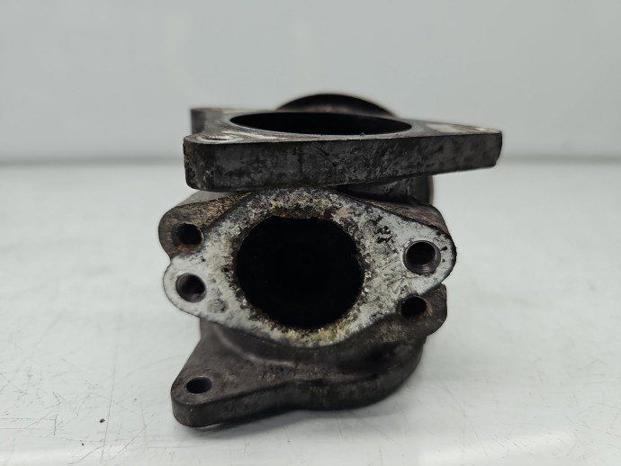 Supapa EGR Volkswagen Passat B6 (3C2) [Fabr 2005-2010] 038131501AN 2.0 CRD BKD 103KW / 140CP