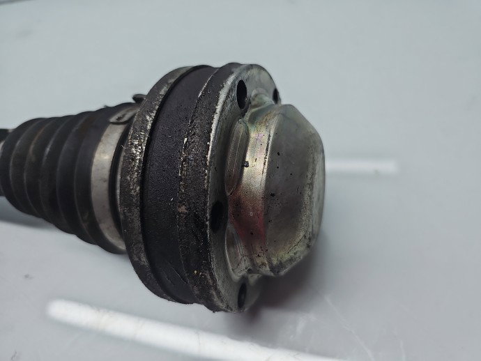 Planetara dreapta fata Volkswagen Touran (1T3) [Fabr 2010-2015] OEM 2.0 TDI CFHC 103KW / 140CP
