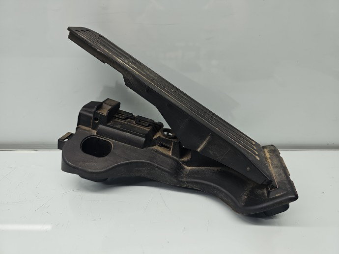 Pedala acceleratie Volkswagen Passat B6 (3C2) [Fabr 2005-2010] 1K1721503L