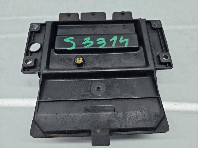 Calculator motor ECU Dacia Logan (LS) [Fabr 2004-2012] 8200513058 1.5 dCi K9KW7 62KW / 85CP