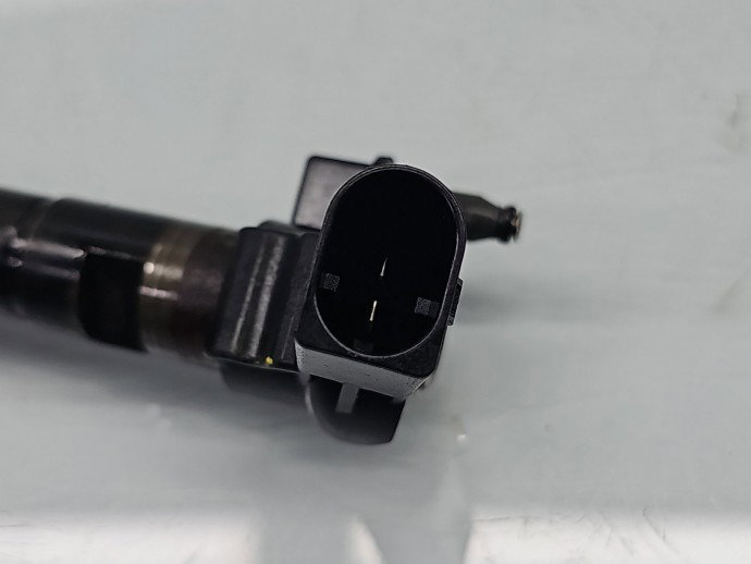 Injector Volkswagen Tiguan (5N) [Fabr 2007-2016] 03L130277 2.0 TDI CBB 125KW / 170CP