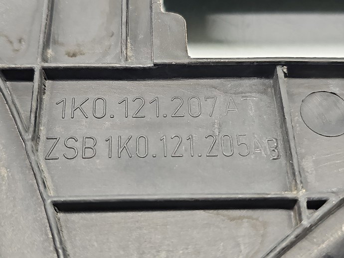 Electroventilator Volkswagen Passat B6 (3C2) [Fabr 2005-2010] 1K0121207A 2.0 TDI 100 KW / 136 CP
