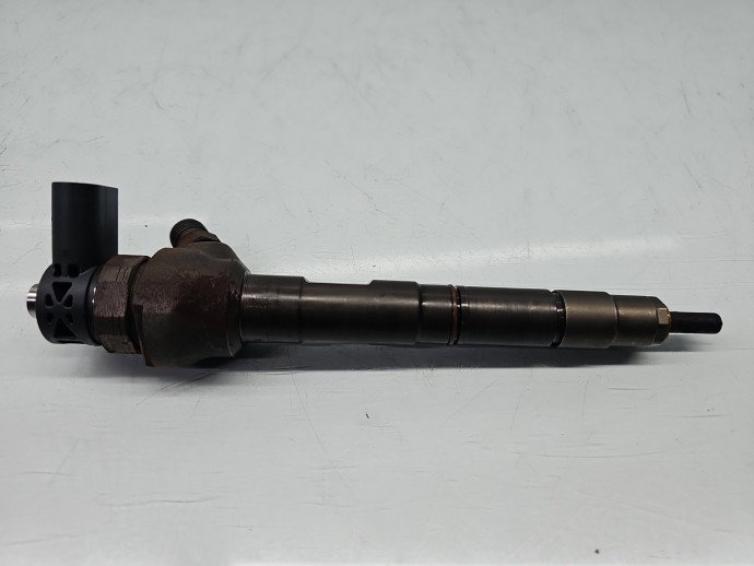 Injector Volkswagen Golf 7 (5G1, BE1, BE2, BQ1) [Fabr 2014-2022] 04L130277AK 2.0 TDI CRBC 110KW / 150CP