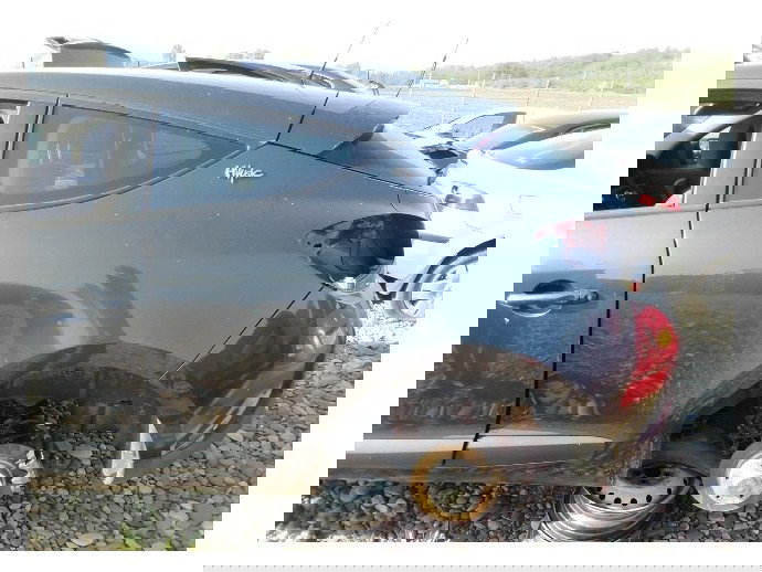 Aripa stanga spate Renault Megane 3 Coupe 1.6 benz K4M TEB66 2010-2015