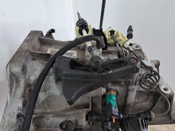 Cutie viteze manuala 6 trepte Renault Megane 3 [Fabr 2008-2015] 1.6 dCi R9M-A4 ND4 011 96KW / 131CP