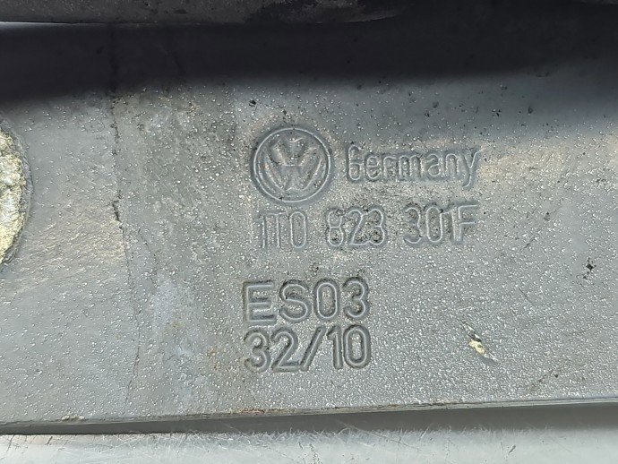 Set balamale capota Volkswagen Touran (1T3) [Fabr 2010-2015] 1T0823801F, 1T0823802F