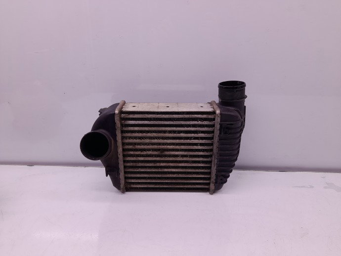 Radiator intercooler AUDI A6 (4F2, C6) [Fabr 2004-2010]  2.7 TDI 140KW / 190CP