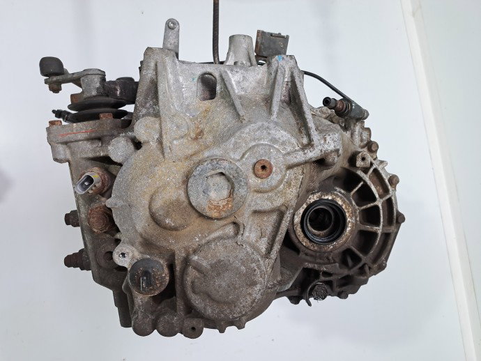 Cutie viteze manuala 6 trepte JEEP Patriot [Fabr 2007-2011] 2.0 CRD BKD OEM 103KW / 140CP