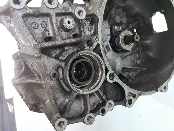 Cutie viteze manuala 6 trepte JEEP Patriot [Fabr 2007-2011] 2.0 CRD BKD OEM 103KW / 140CP