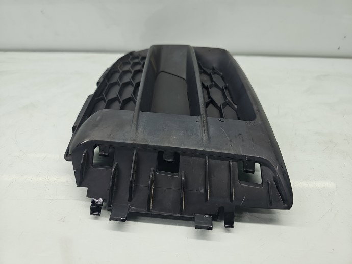 Ornament bara fata AUDI Q2 (GAB) [ Fabr 2016-prezent] SUV S-line 81A807151A