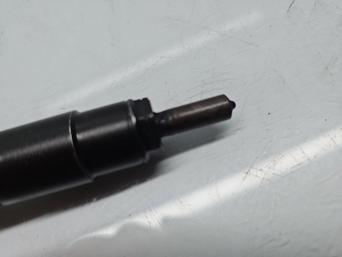 Injector Mazda 6 Hatchback (GG) [Fabr 2002-2008] 13H50A 2.0 RF 100KW / 136CP