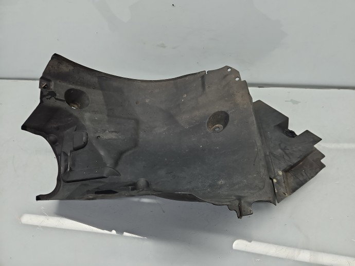 Carenaj roata stanga fata Mercedes Clasa C (W204) [Fabr 2007-2014] Berlina Facelift, AMG A2046904730