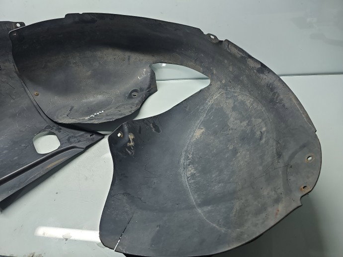 Carenaj roata stanga fata Volkswagen Passat B7 (362) [Fabr 2010-2014] Sedan 3AA805977