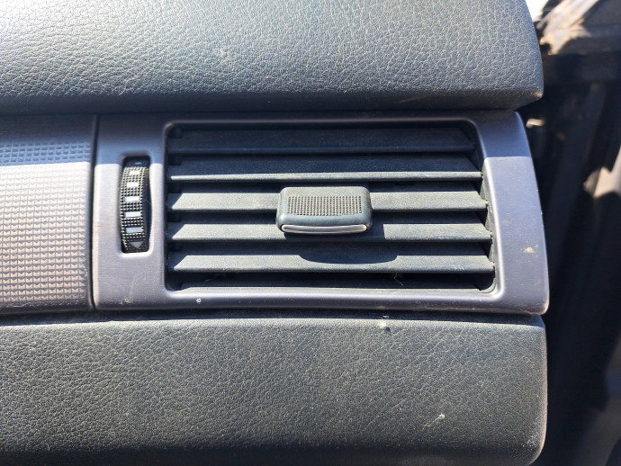 Grila aerisire dreapta AUDI A6 (4B2, C5) [Fabr 1997-2005] OEM