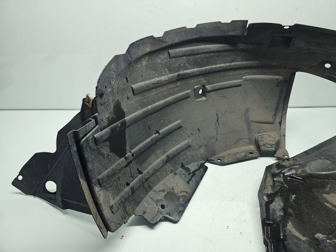 Carenaj roata stanga fata Nissan Qashqai [Fabr 2007-2014] Hatchback Facelift 63841-BR20A