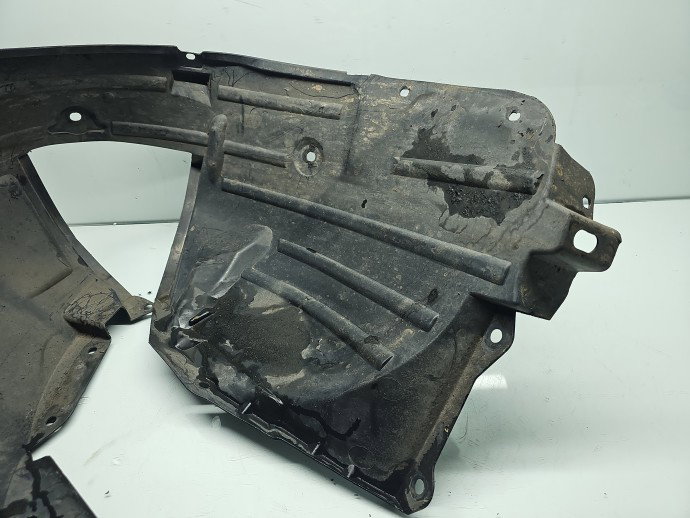 Carenaj roata stanga fata Nissan Qashqai [Fabr 2007-2014] Hatchback Facelift 63841-BR20A