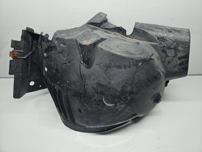 Carenaj roata stanga fata Mercedes Clasa C (W204) [Fabr 2007-2014] A2046981330