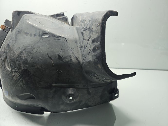 Carenaj roata stanga fata Mercedes Clasa C (W204) [Fabr 2007-2014] A2046981330