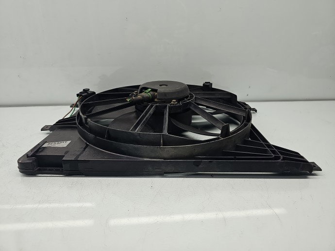 Electroventilator Dacia Logan (LS) [Fabr 2004-2012] 8200702959 1.4 BENZ 55KW / 73CP