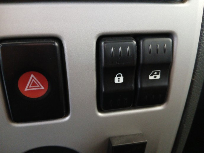 Buton blocare geam Dacia Logan (LS) [Fabr 2004-2012] OEM